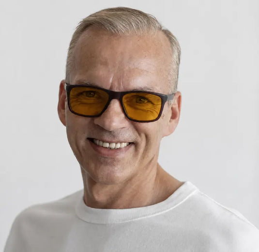 Model wearing Bromley glasses – virtual try-on