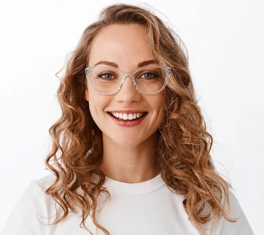 Model wearing Donna glasses – virtual try-on