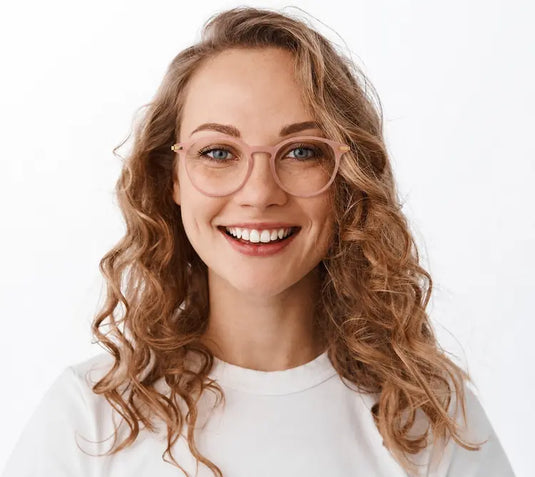 Model wearing Ella glasses – virtual try-on