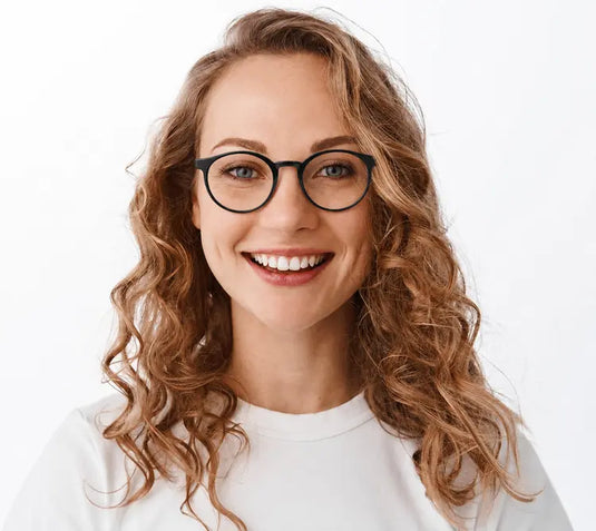 Gina Black glasses virtual try-on on female model